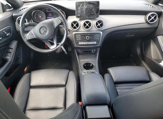 
								2019 Mercedes-benz Cla 250 4m full									