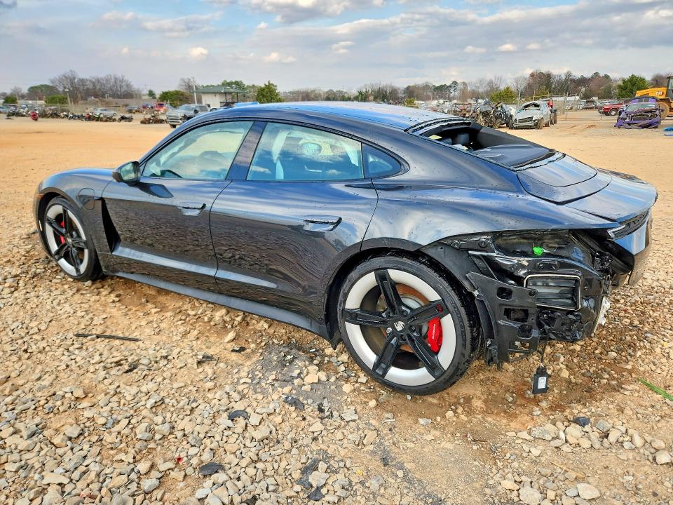 2025 Porsche Taycan