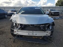 
										2019 Toyota Camry l full									