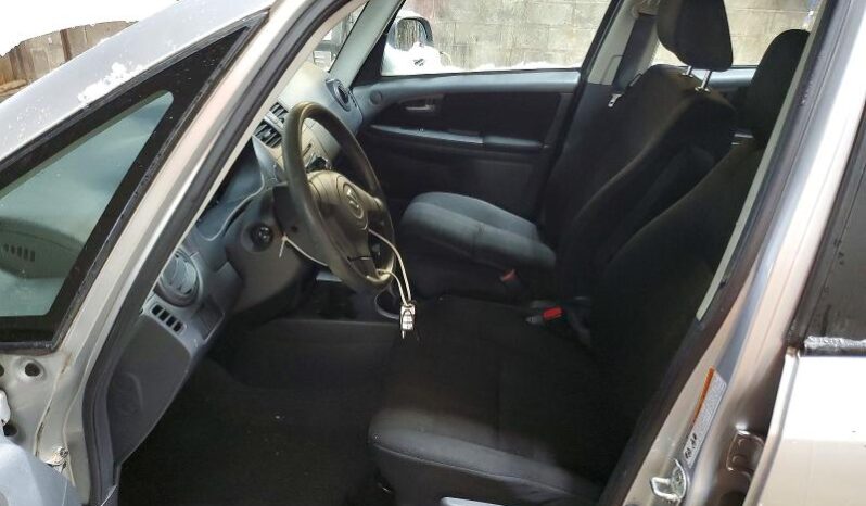 
								2012 Suzuki Sx4 full									