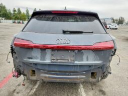 
										2024 Audi Q8 full									