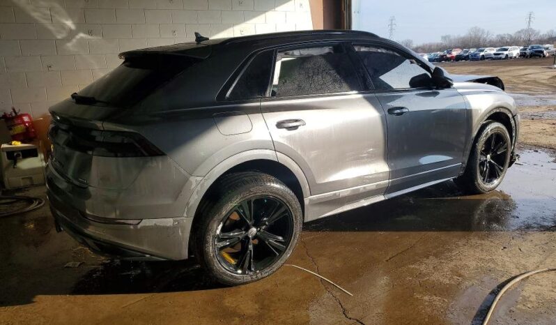 
								2019 Audi Q8 full									