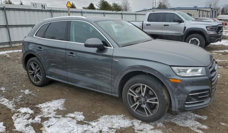 
								2020 Audi Q5 full									