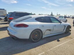 
										2016 Porsche Panamera full									
