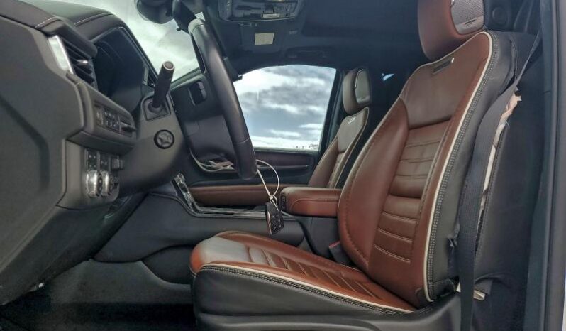 
								2023 Gmc Yukon full									