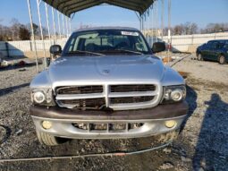
										2003 Dodge Dakota full									