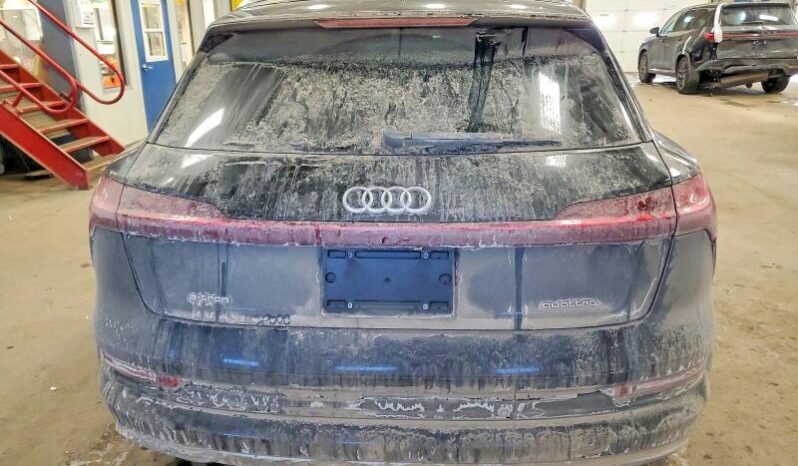 
								2021 Audi E-tron full									