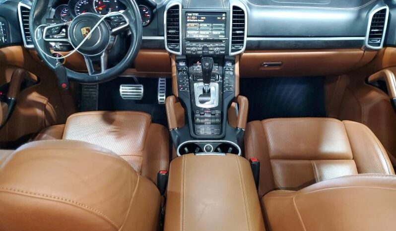 
								2016 Porsche Cayenne full									