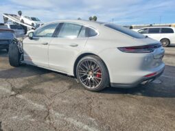 
										2022 Porsche Panamera full									