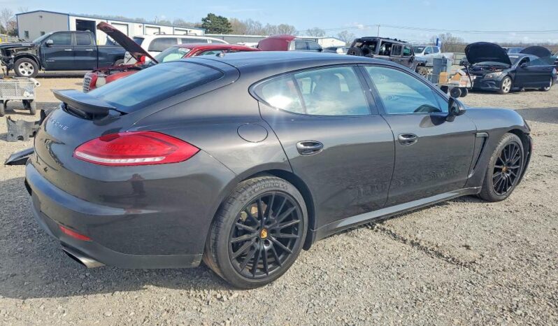 
								2016 Porsche Panamera full									