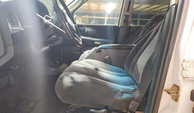 
								2003 Dodge Dakota full									