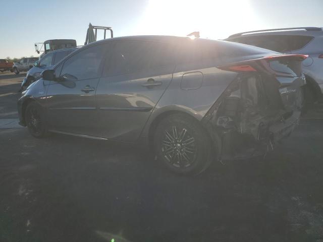 2017 Toyota Prius prim