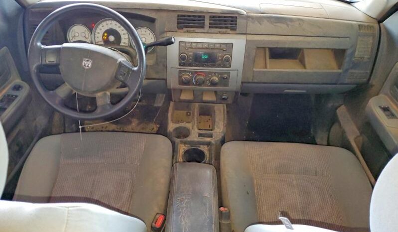 
								2008 Dodge Dakota full									