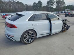 
										2020 Audi Q8 full									