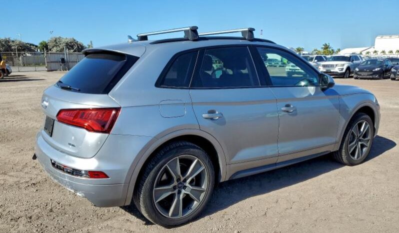 
								2019 Audi Q5 full									