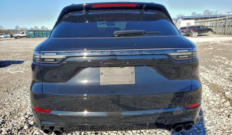 
								2023 Porsche Cayenne full									