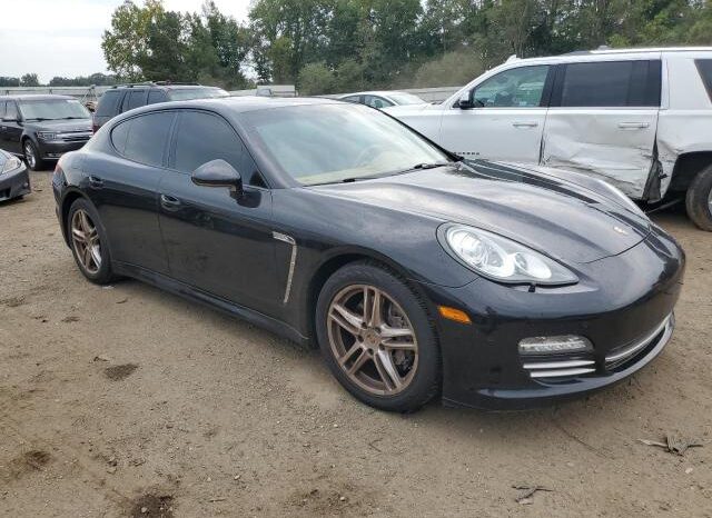 
								2013 Porsche Panamera full									