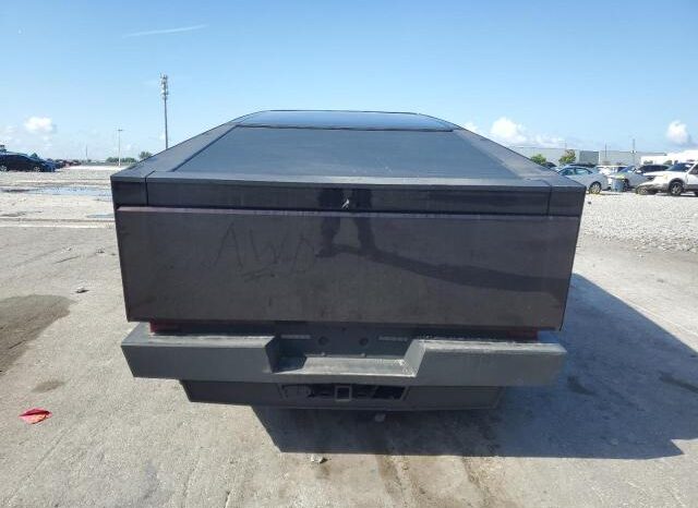 
								2024 Tesla Cybertruck full									