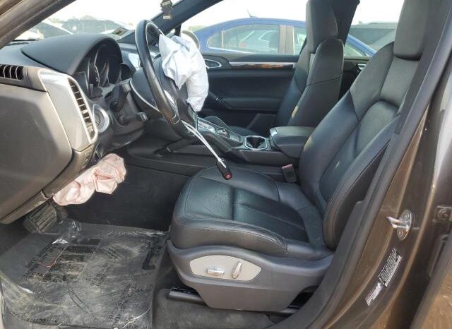 
								2014 Porsche Cayenne full									
