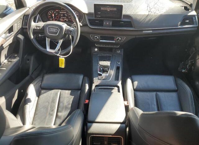 
								2019 Audi Q5 full									