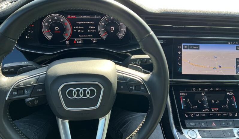 
								2019 Audi Q8 full									