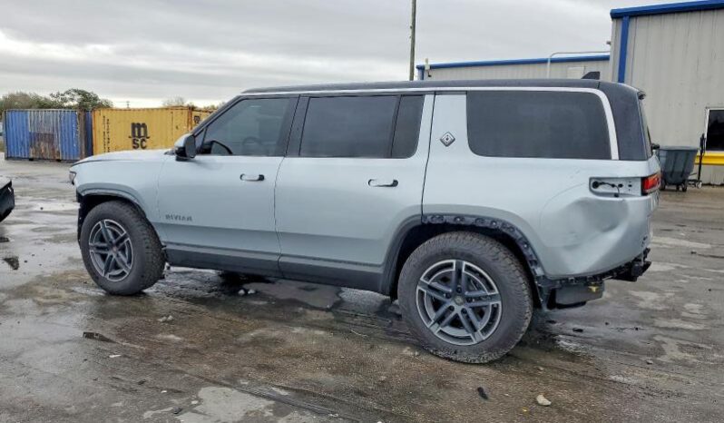 
								2025 Rivian R1s full									