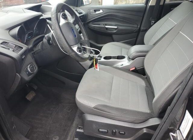 
								2015 Ford Escape se full									