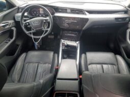 
										2021 Audi E-tron full									