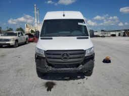 
										2022 Mercedes-benz Sprinter full									