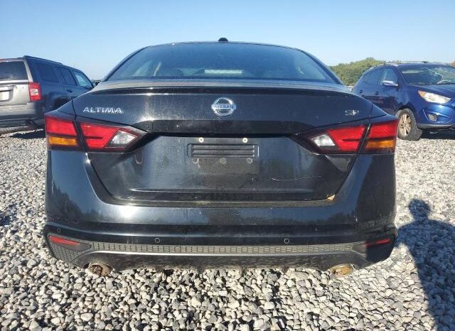 
								2021 Nissan Altima sr full									