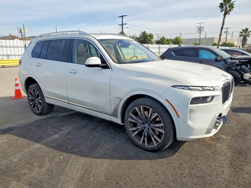 2026 BMW X7