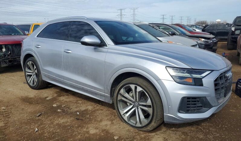 
								2020 Audi Q8 full									