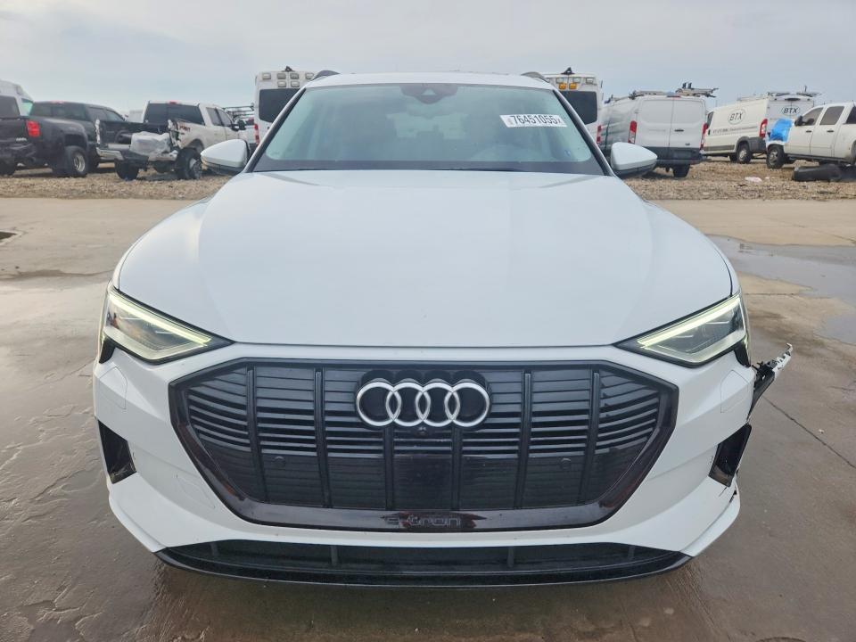 2021 Audi E-tron