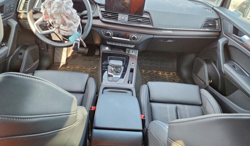 
								2023 Audi Q5 full									
