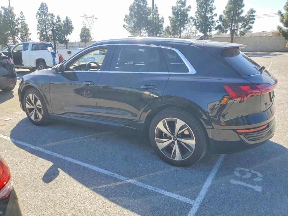 2024 Audi Q8