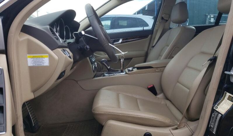 
								2013 Mercedes-benz C full									