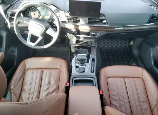 
								2022 Audi Q5 full									