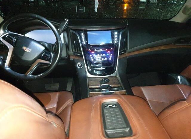 
								2015 Cadillac Escalade full									