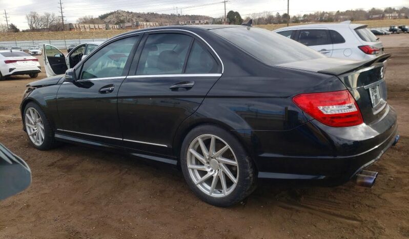 
								2013 Mercedes-benz C full									