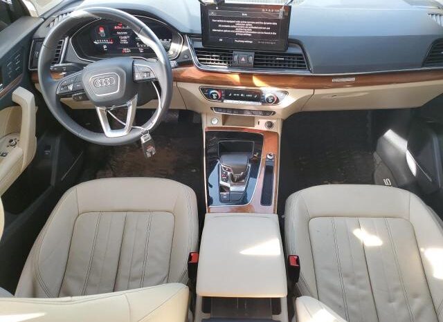 
								2022 Audi Q5 full									