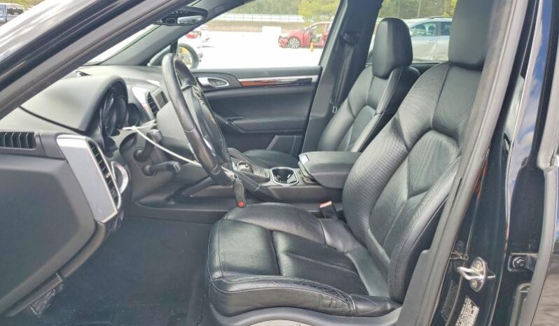 
								2012 Porsche Cayenne full									