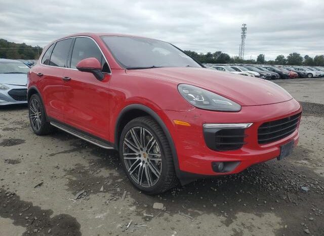 
								2018 Porsche Cayenne full									