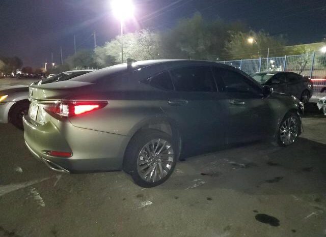 
								2020 Lexus Es 350 full									