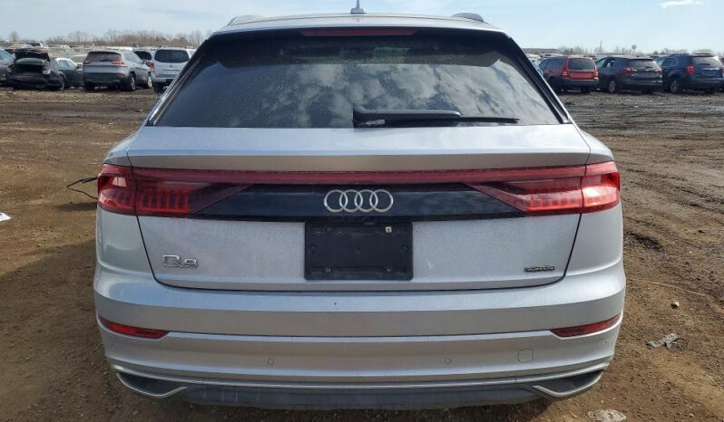 
								2020 Audi Q8 full									