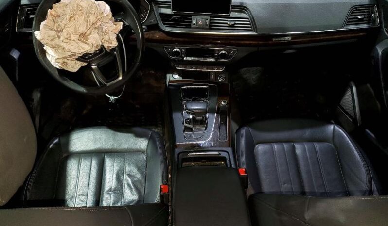 
								2018 Audi Q5 full									