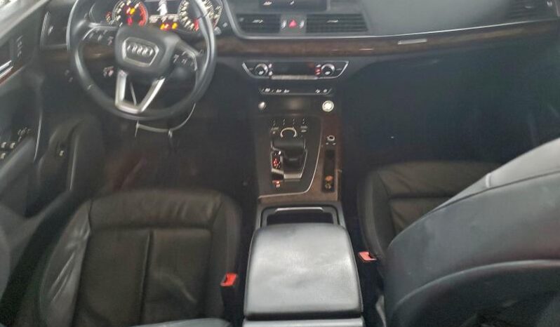 
								2018 Audi Q5 full									