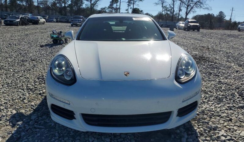 
								2016 Porsche Panamera full									