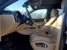 
										2019 Porsche Cayenne full									