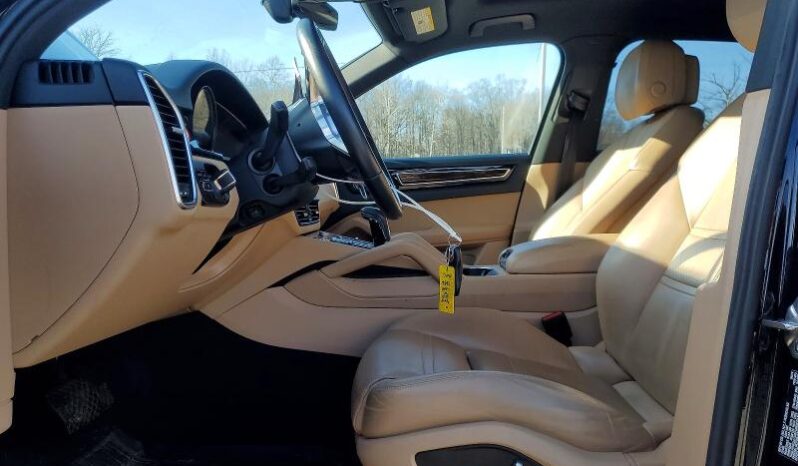 
								2019 Porsche Cayenne full									