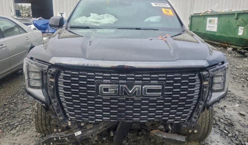 
								2023 Gmc Yukon full									